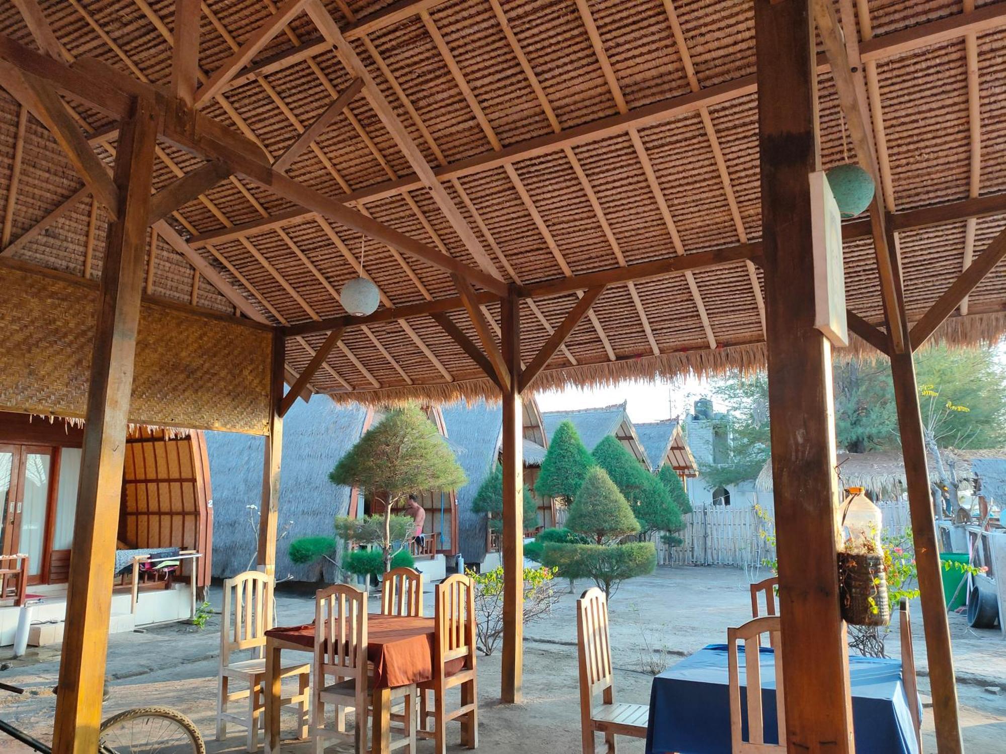 Sunset Beach Bungalow Gili Meno Luaran gambar