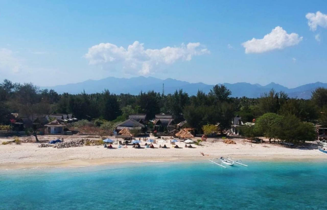 Sunset Beach Bungalow Gili Meno Luaran gambar