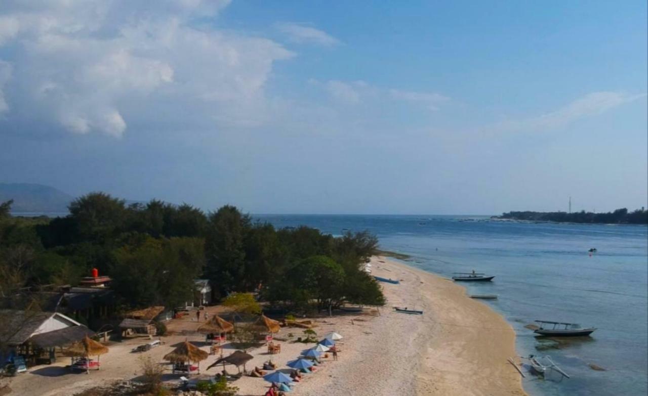 Sunset Beach Bungalow Gili Meno Luaran gambar