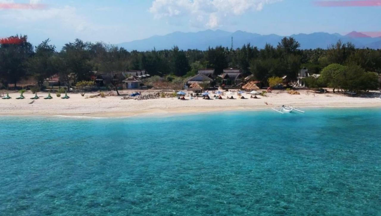 Sunset Beach Bungalow Gili Meno Luaran gambar