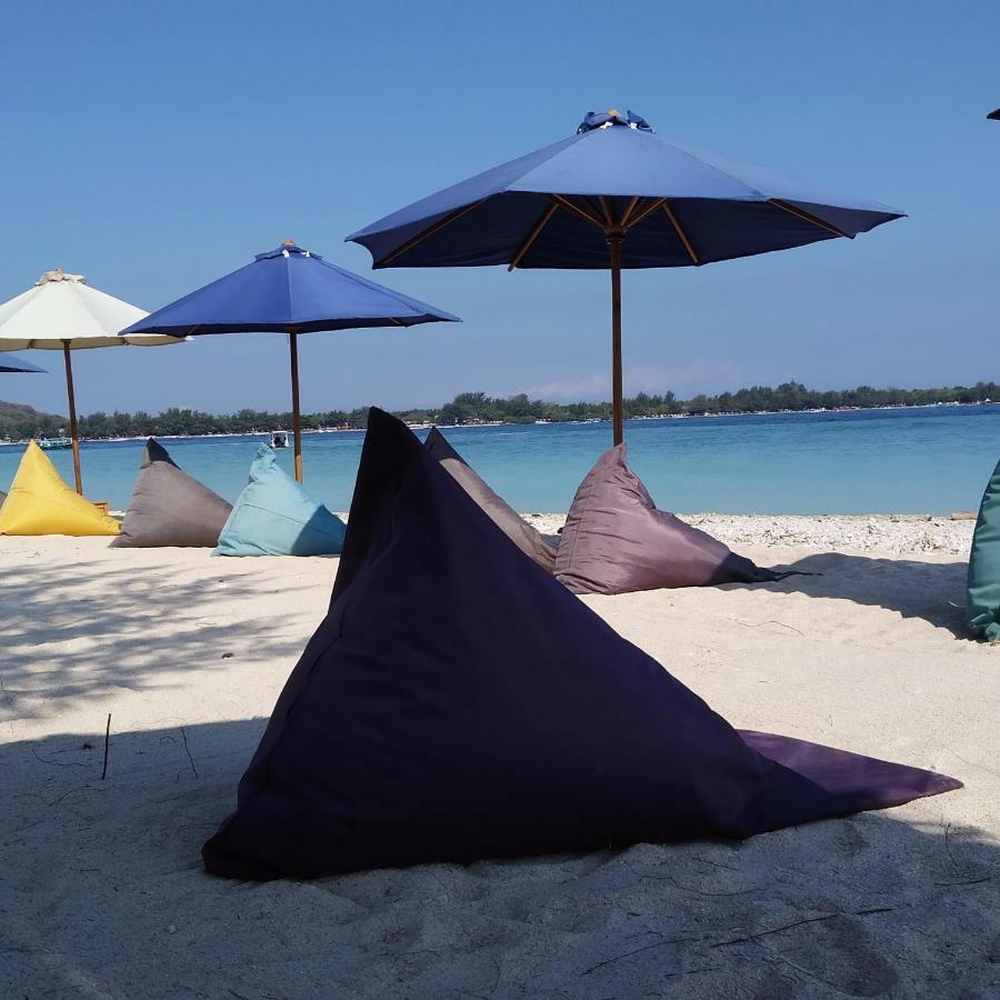 Sunset Beach Bungalow Gili Meno Luaran gambar