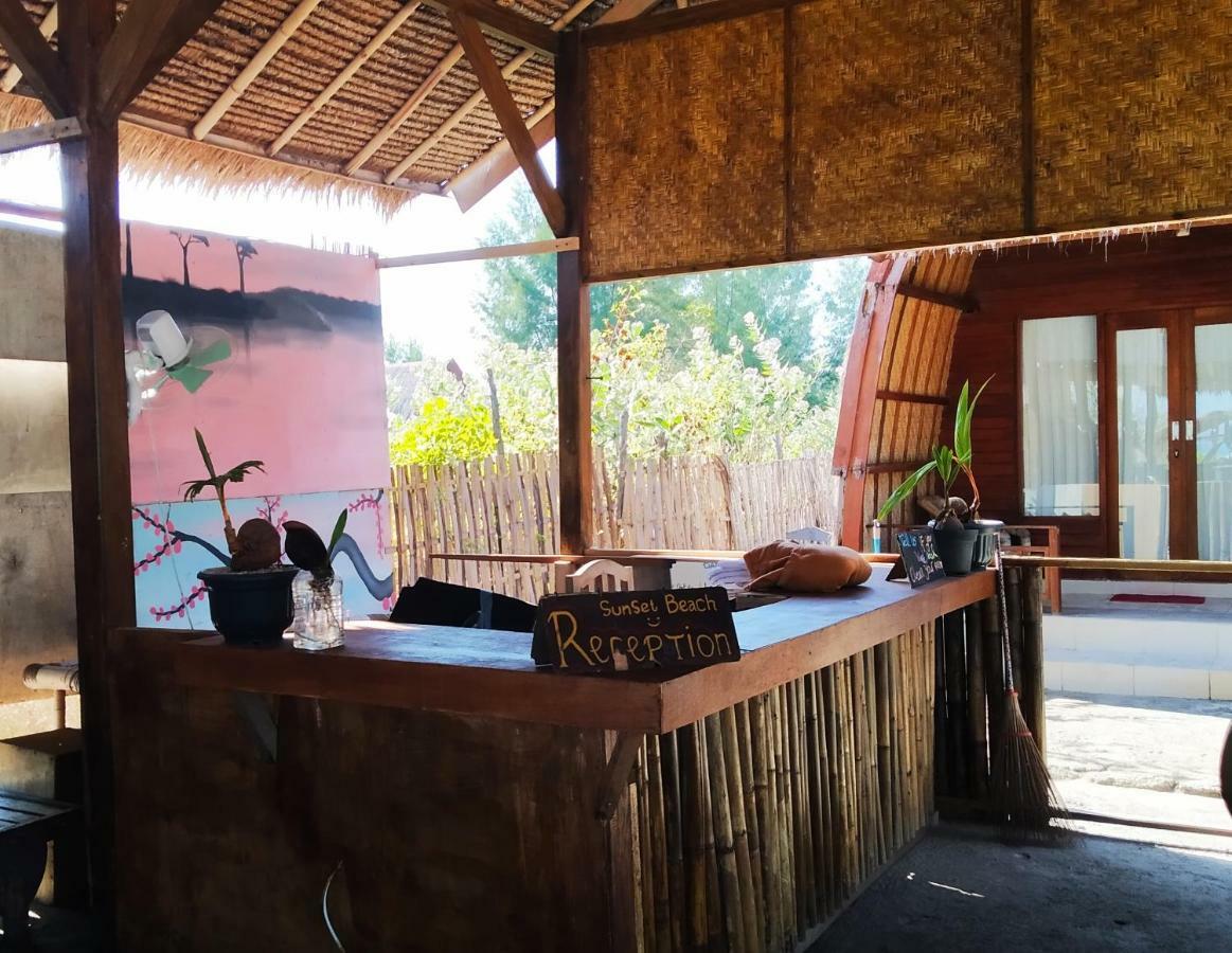 Sunset Beach Bungalow Gili Meno Luaran gambar