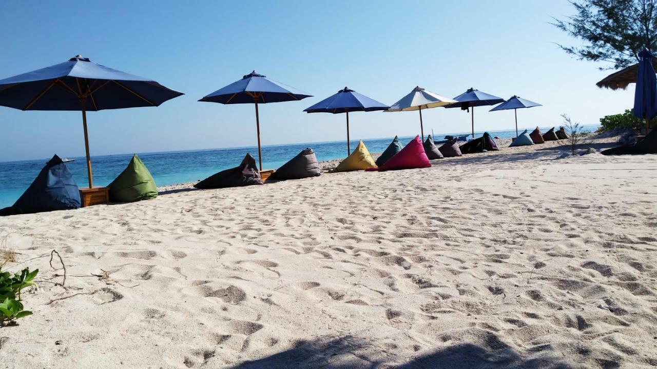 Sunset Beach Bungalow Gili Meno Luaran gambar