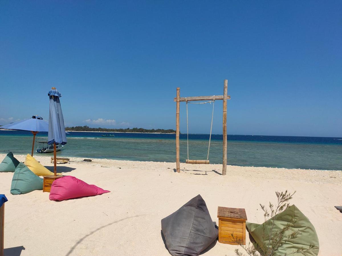 Sunset Beach Bungalow Gili Meno Luaran gambar